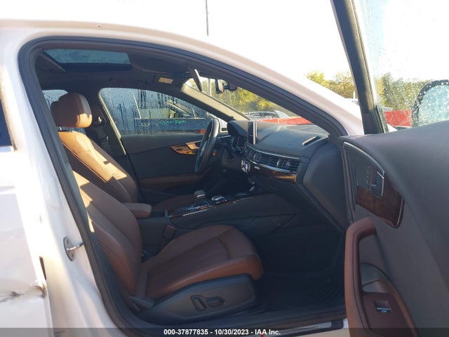 Audi A4 Premium Plus 2019 WAUENAF48KN018319 Image 5