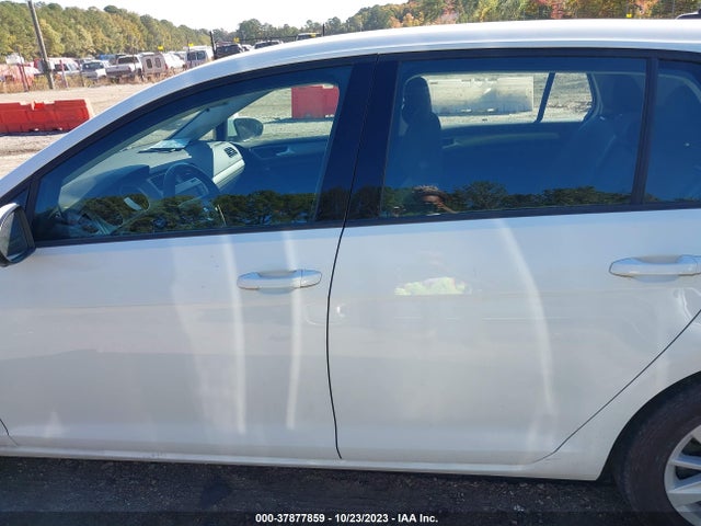 3VW217AU3GM008212 Volkswagen Golf Tsi S
