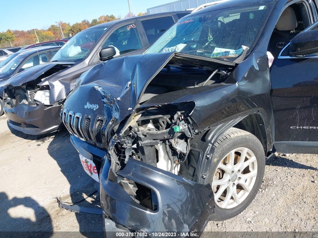1C4PJLCS3FW771150 Jeep Cherokee Latitude