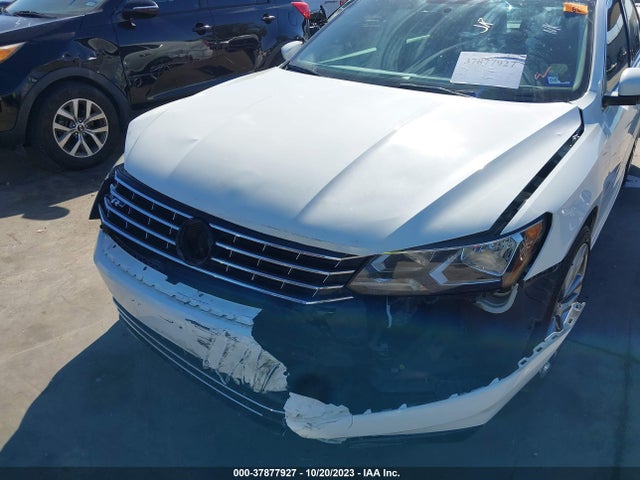 1VWAS7A38GC049422 Volkswagen Passat 1.8t R-line
