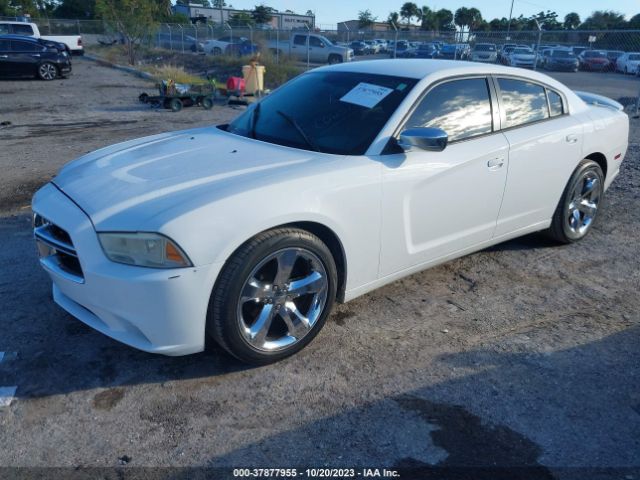 2C3CDXHG9EH138090 Dodge Charger Sxt