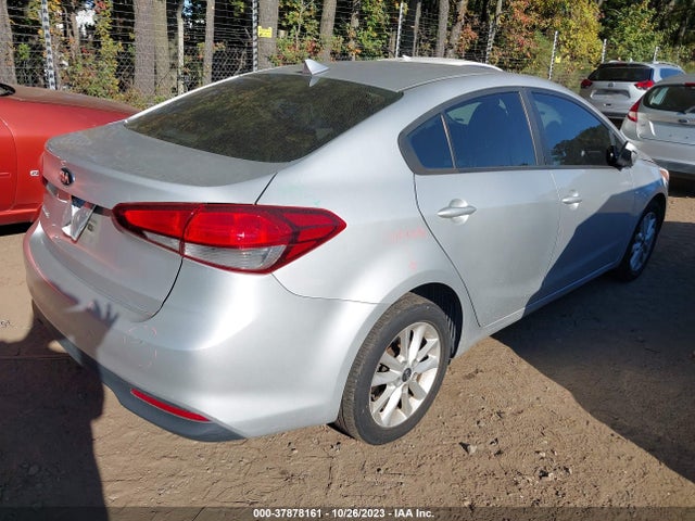 KIA FORTE LX 2017 3KPFL4A74HE126658 Image 4