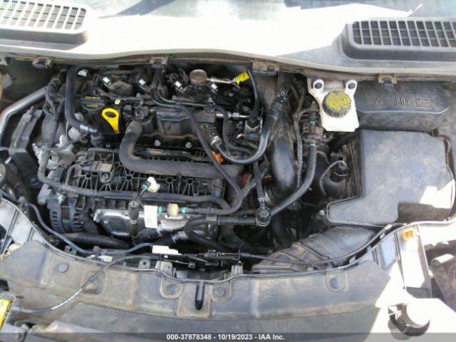 1FMCU9GD8HUE37730 Ford ESCAPE SE