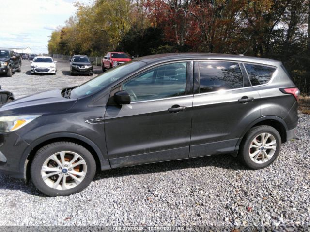 1FMCU9GD8HUE37730 Ford ESCAPE SE