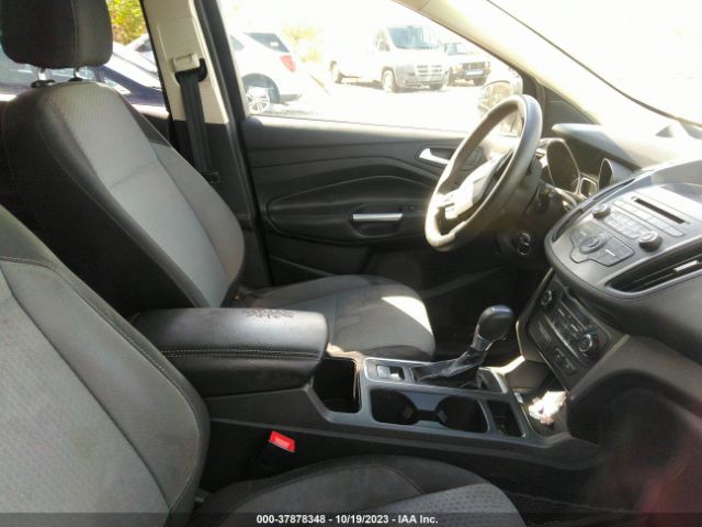 1FMCU9GD8HUE37730 Ford ESCAPE SE
