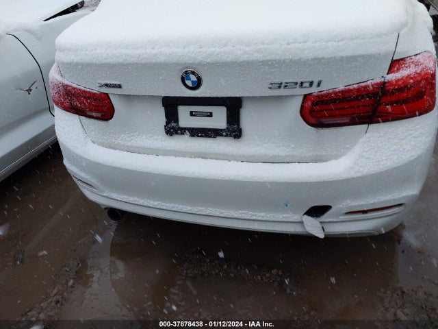 BMW 320i Xdrive 2016 WBA8A3C52GK551700 Image 15