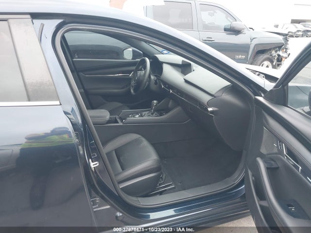 2019 MAZDA MAZDA3 PREFERRED PACKAGE VIN: JM1BPAMM0K1143700