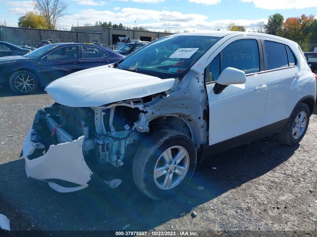 Chevrolet Trax Awd Ls 2020 KL7CJNSB0LB016274 Image 2