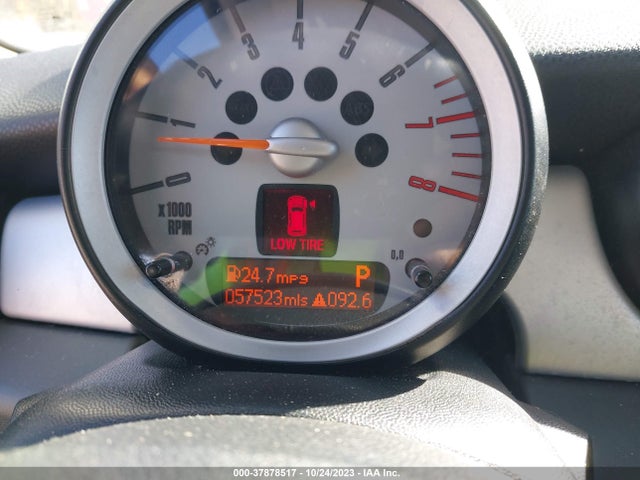 2010 MINI COOPER HARDTOP WMWMF3C59ATZ25270 Photo 6