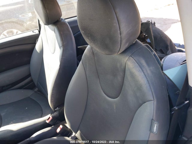 2010 MINI COOPER HARDTOP WMWMF3C59ATZ25270 Photo 7