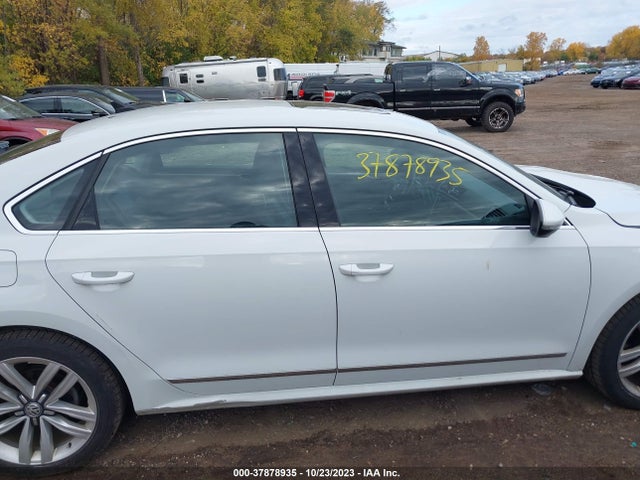 1VWGT7A33HC081834 Volkswagen Passat 1.8t Se W/technology