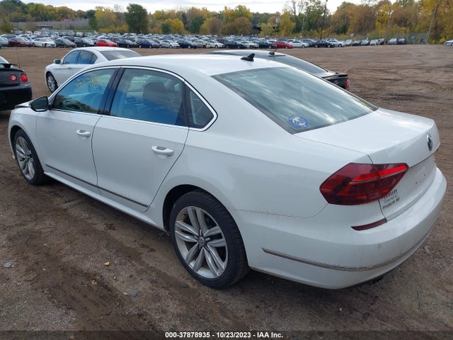1VWGT7A33HC081834 Volkswagen Passat 1.8t Se W/technology