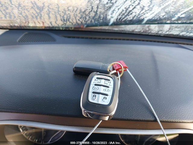 2C4RC1DG3LR257191 Chrysler Voyager Lxi