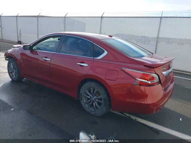 Nissan Altima 2.5 S 2015 1N4AL3AP8FC485056 Image 3