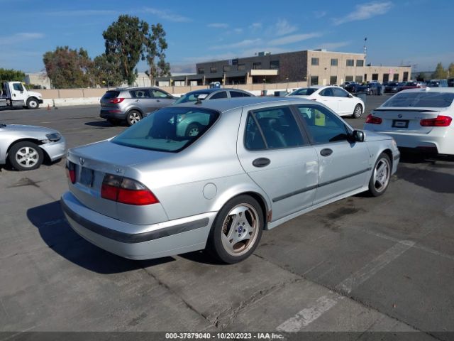2001 SAAB 9-5 YS3EH48G013024668 Photo 3