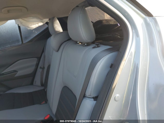 2021 NISSAN KICKS SR XTRONIC CVT VIN: 3N1CP5DV0ML521517