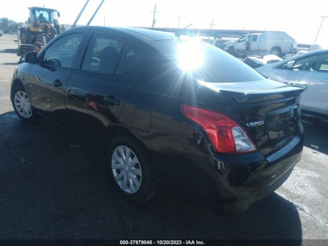 3N1CN7AP4FL869802 Nissan Versa S Plus