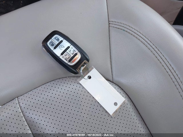2C4RC1DG1MR541761 Chrysler Voyager Lxi