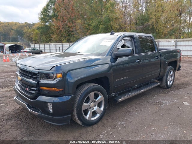 Chevrolet Silverado 1500 Lt 2018 3GCUKREC9JG123070 Image 2
