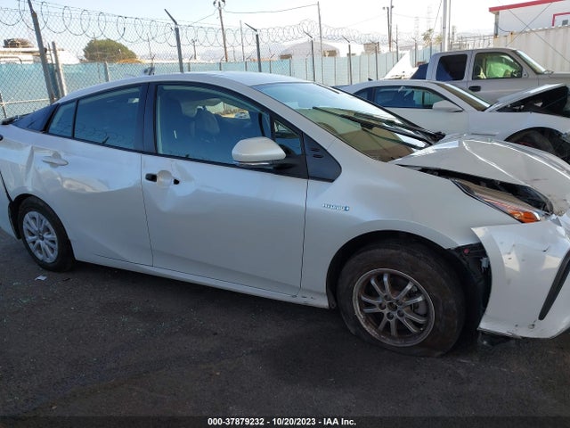 Toyota Prius L 2021 JTDKAMFUXM3137507 Image 12