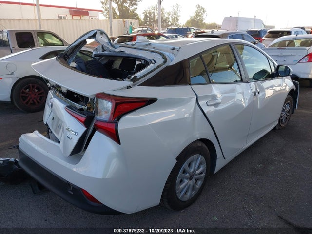 Toyota Prius L 2021 JTDKAMFUXM3137507 Image 4