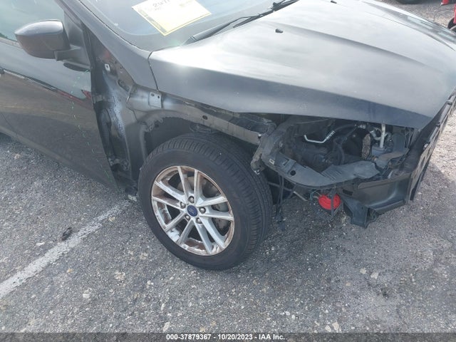 2018 FORD FOCUS SE VIN: 1FADP3K23JL324045