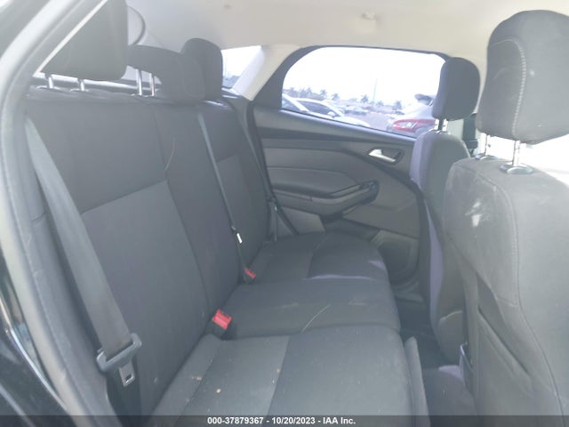 2018 FORD FOCUS SE VIN: 1FADP3K23JL324045