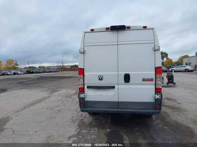 RAM Promaster Cargo Van 2016 3C6URVJG9GE100431 Image 16