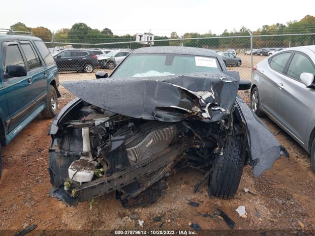 2C3CDXHG5JH145676 Dodge Charger Sxt Plus Rwd