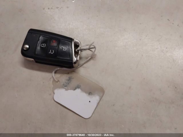 2018 VOLKSWAGEN TIGUAN 3VV2B7AX9JM022425 Photo 10