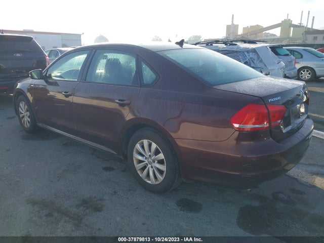 1VWAT7A30EC062353 Volkswagen Passat Wolfsburg Ed