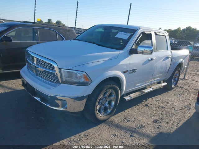 RAM 1500 Laramie 2015 1C6RR7NT4FS619424 Image 2
