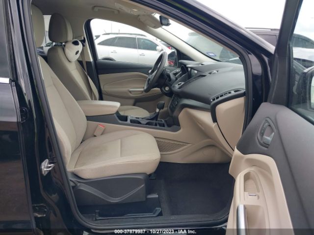 1FMCU9GD1HUC40544 Ford ESCAPE SE