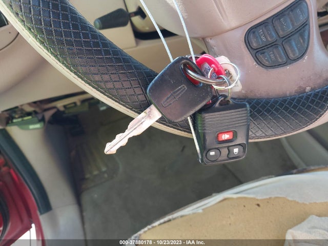 1998 LINCOLN NAVIGATOR 5LMPU28L6WLJ33732 Photo 10