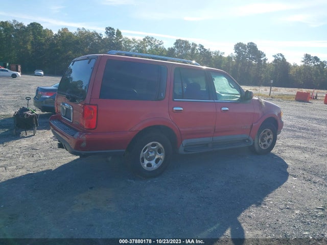 1998 LINCOLN NAVIGATOR 5LMPU28L6WLJ33732 Photo 3