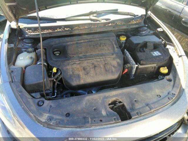 1C3CDFBA9GD605202 Dodge DART SXT