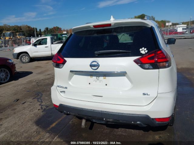 5N1AT2MT8HC879782 Nissan Rogue Sl