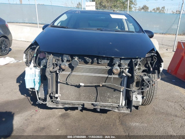 Toyota Prius Four 2015 JTDKN3DU2F1916190 Image 6