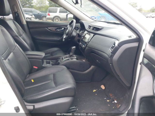 JN8AT2MT3JW458436 Nissan Rogue Sl