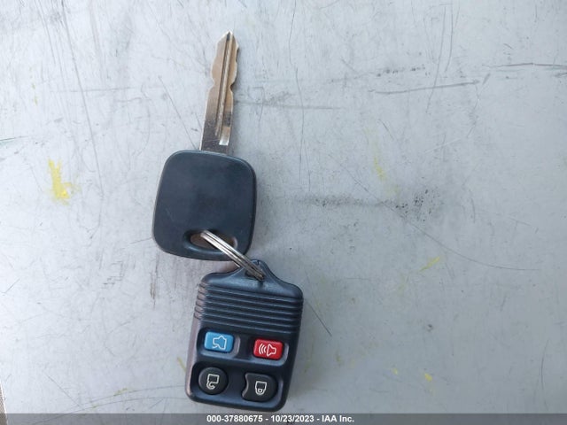 2005 FORD FOCUS SE VIN: 1FAFP34N55W256366