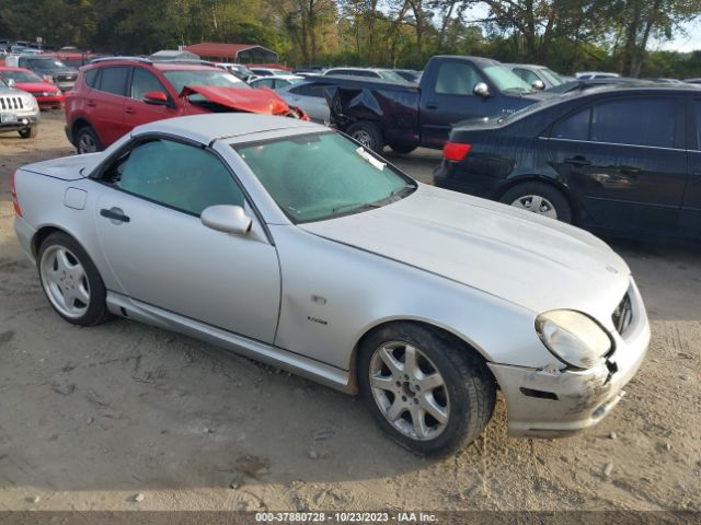 1999 MERCEDES-BENZ SLK-CLASS WDBKK47F6XF127748