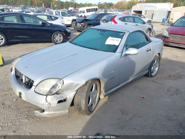 1999 MERCEDES-BENZ SLK 230 WDBKK47F6XF127748 Photo 5
