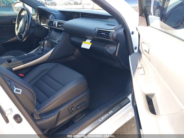 Продажа на аукционе авто 2019 Lexus Is 300, vin: JTHBA1D25K5098681, номер лота: 37880780