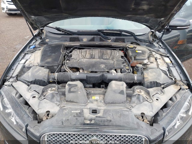 2015 JAGUAR XF SAJWJ0FF2F8U49517 Photo 9