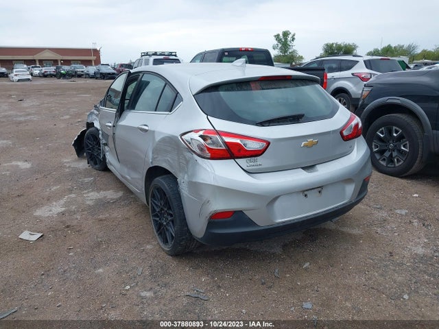 Chevrolet CRUZE LT 2018 3G1BE6SM9JS628896 Image 3