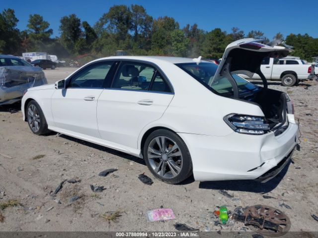 2016 MERCEDES-BENZ E-CLASS WDDHF8JB1GB211860 Photo 2