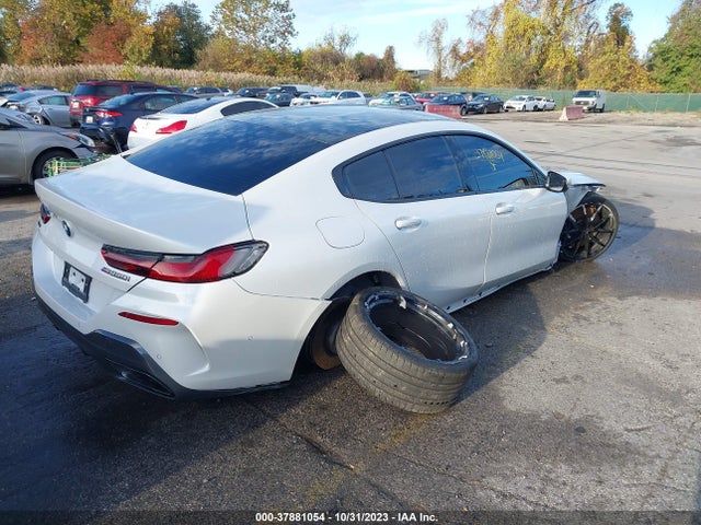 BMW 8 Series M850i 2022 аукцион фото