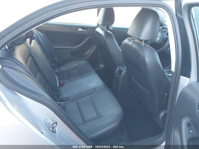 3VWD17AJ4EM254357 Volkswagen Jetta Sedan Se