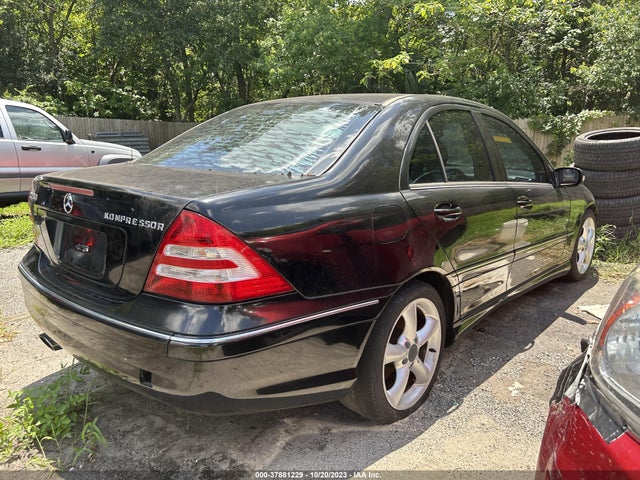 2005 MERCEDES-BENZ C VIN: WDBRF40J65A727178