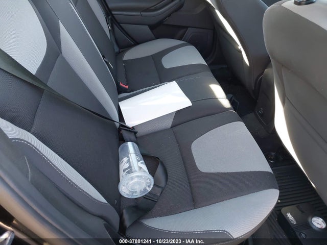 2014 FORD FOCUS SE VIN: 1FADP3K28EL416984
